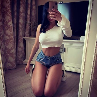 Алина — проститутка с большой грудью, от 4000 руб. в час